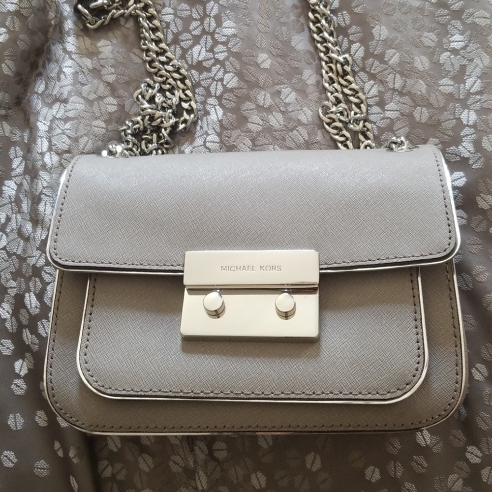 Michael Kors bag - Picture 3 of 3